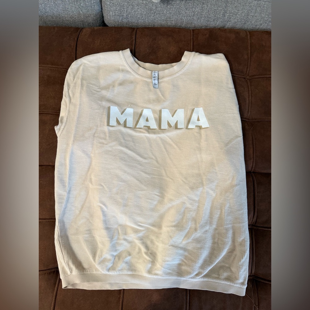 Beige Long Sleeve 'MAMA' Tee
